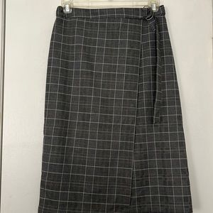 Banana Republic Factory faux wrap skirt 🥳🎉🥳🎊
